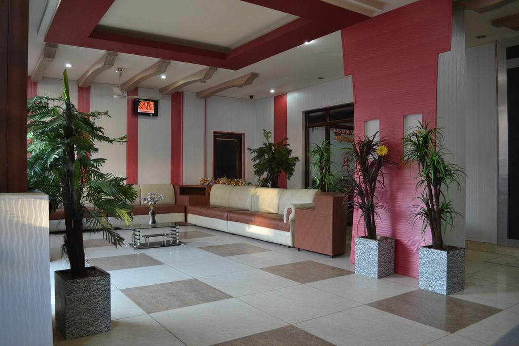 Hotel Atithi International Katra  Exteriér fotografie