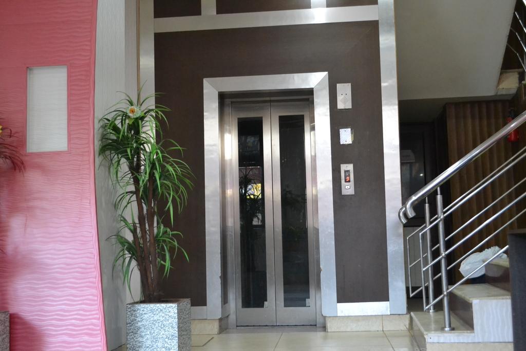 Hotel Atithi International Katra  Exteriér fotografie